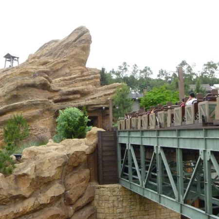 Grizzly Gulch - Hong Kong Disneyland
