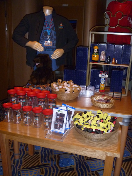 Odds and ends - phone cases, trinkets and stuff...