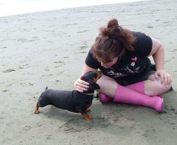 Alice gets kisses from Aunty Mel