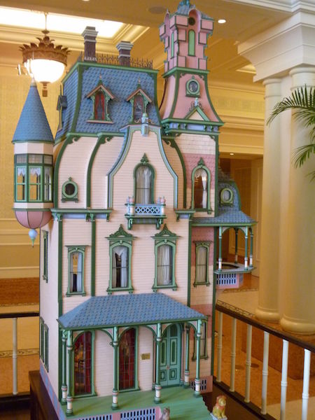 Victorian Doll's House