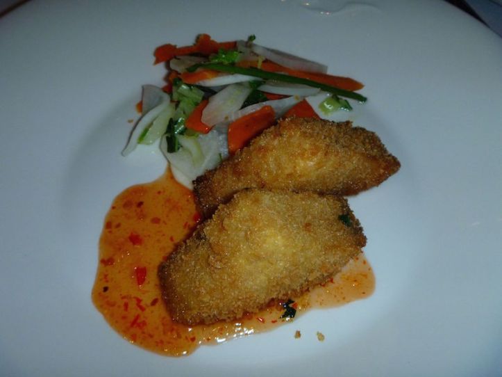 Crumbed tofu with sweet chilli sauce and asian style veggies