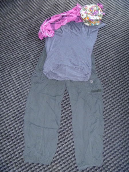 Wear-once-and-leave Grey t-shirt to go with staples already in my travel wardrobe - a light weight pink scarf, hat and cargo pants. The scarf was supposed to be a leave behind one for Laos but it was so handy its come back for another trip.