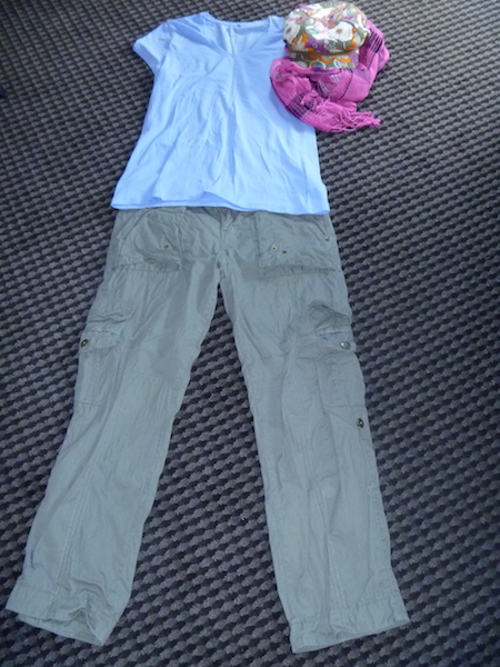 Another wear-once-and-leave blue t-shirt with the same pants, hat and scarf from above.