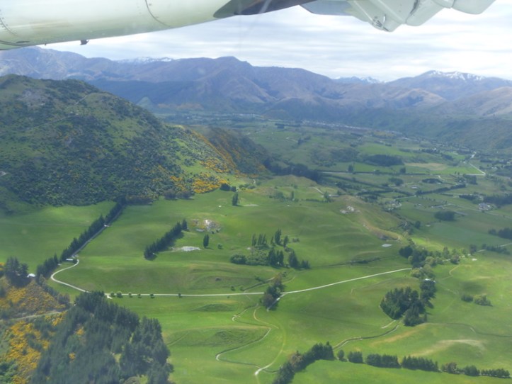 And after nearly an hour started our decent into Queenstown ...