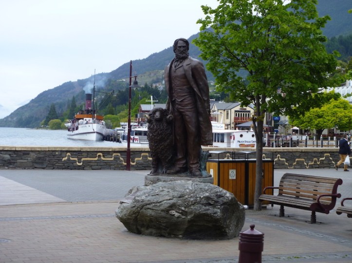 I admired this bronze statue of William Rees, the first European Settler in the area and presumably one of the first sheep ... 