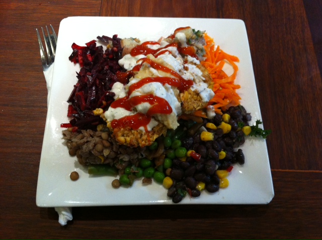 Habebes - Salad plate with Falafel